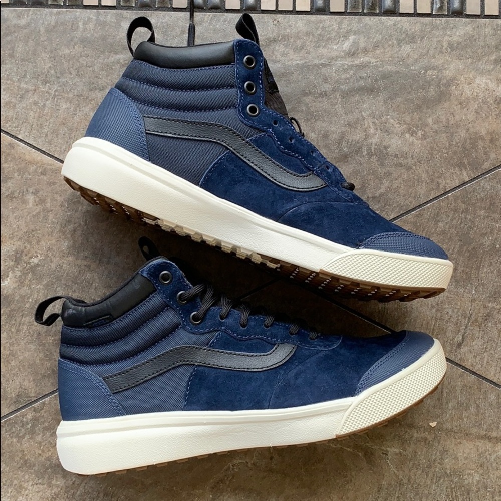 • VANS ULTRARANGE SK8-HI MTE Dress Blue/black WMNS - Picture 13 of 16